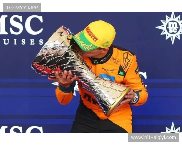 拉斯维加斯站诺里斯起步失误,维斯塔潘趁机超越锁定胜局 拉斯维加斯站诺里斯起步失误,维斯塔潘趁机超越锁定胜局